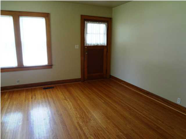 3013 Mount Vernon Ave, Evansville, IN 47712 photo 2