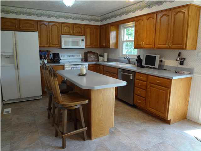 213 Barbara Dr, Evansville, IN 47712 photo 4
