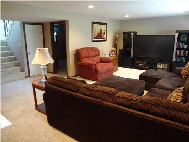 213 Barbara Dr, Evansville, IN 47712 photo 12