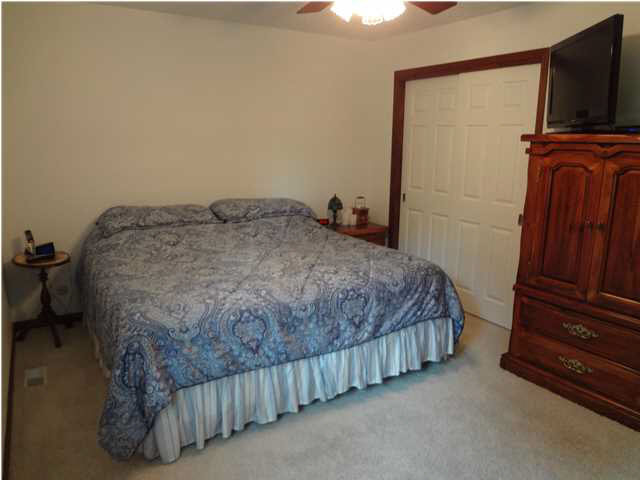 213 Barbara Dr, Evansville, IN 47712 photo 7