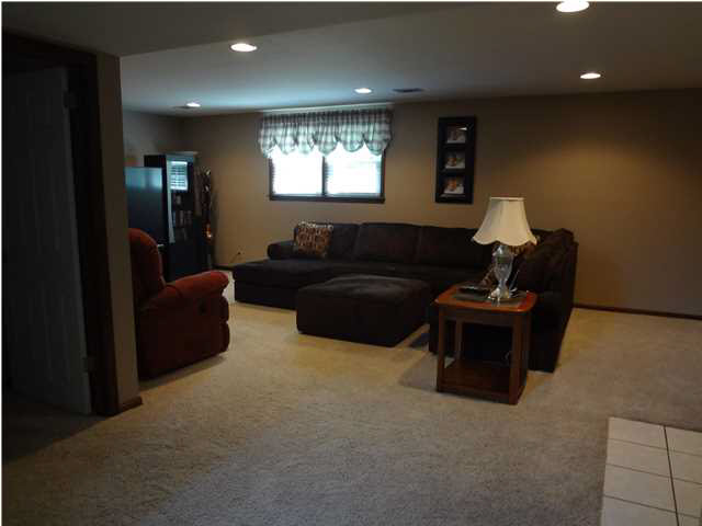 213 Barbara Dr, Evansville, IN 47712 photo 13