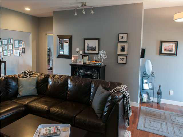 6086 Glen Oak Ct, Newburgh, IN 47630 photo 4