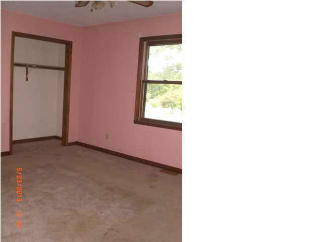 10211 Lindar Ln, Evansville, IN 47712 photo 12
