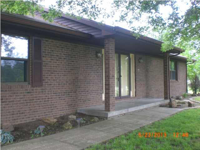 10211 Lindar Ln, Evansville, IN 47712 photo 3