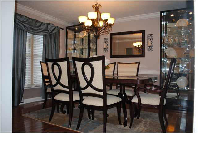 4605 Mansfield Dr, Newburgh, IN 47630 photo 5