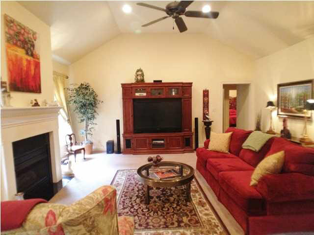 10383 Saint Andrews Ct, Newburgh, IN 47630 photo 3