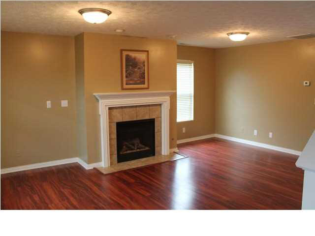 5941 Mayfield Ct, Newburgh, IN 47630 photo 2