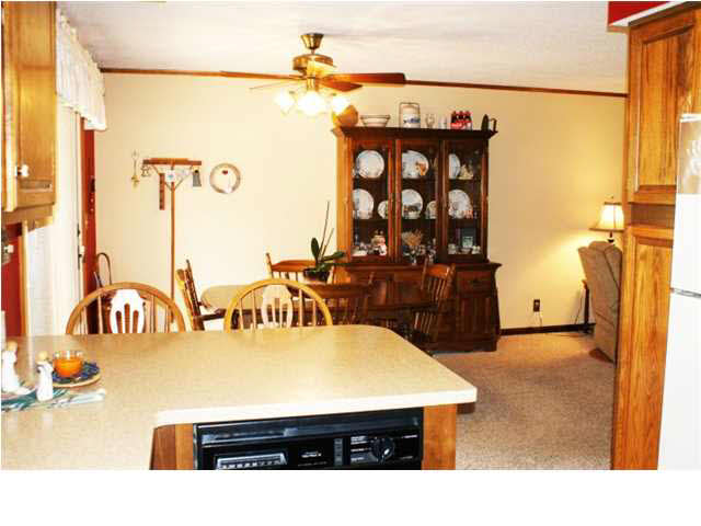 6870 Green Hill Dr, Evansville, IN 47711 photo 9