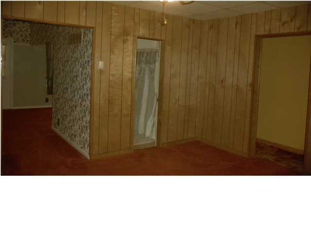 1201 E Walnut St, Washington, IN 47501 photo 8