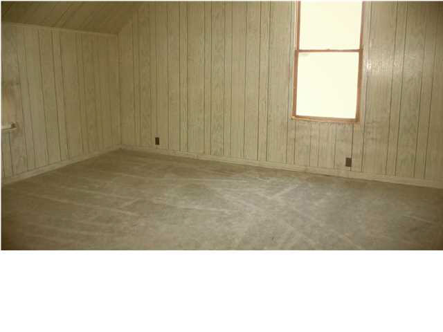 1201 E Walnut St, Washington, IN 47501 photo 9