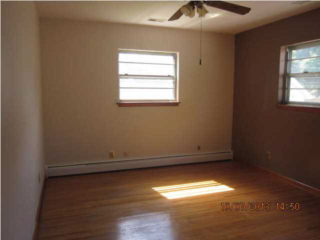 16 N Frederick St, Evansville, IN 47711 photo 6