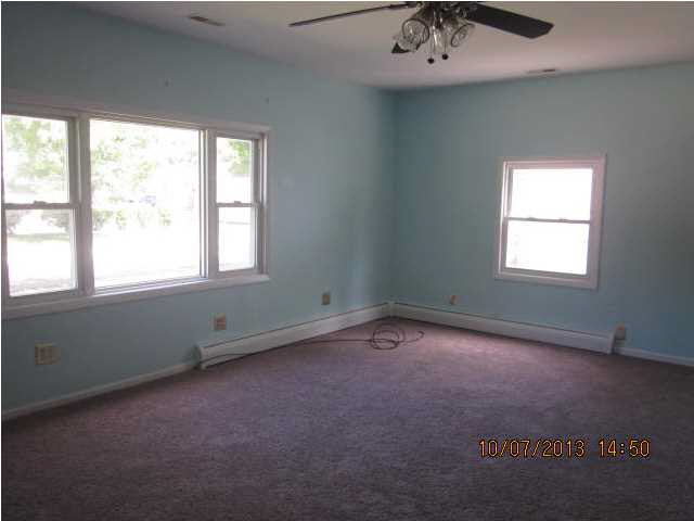 16 N Frederick St, Evansville, IN 47711 photo 2