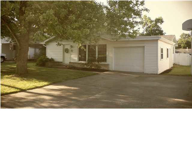 115 Coronado Dr, Washington, IN 47501 photo 1
