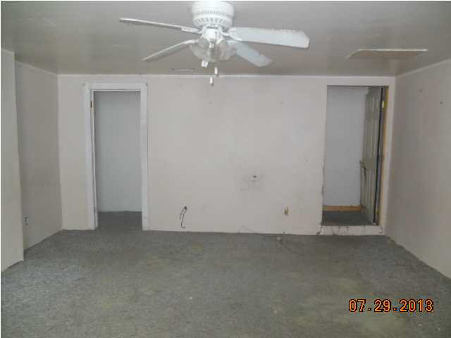 421 N Third Ave, Evansville, IN 47710 photo 3