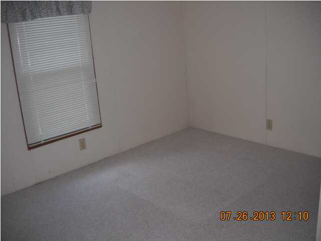 105 N Ninth St, Rockport, IN 47635 photo 9