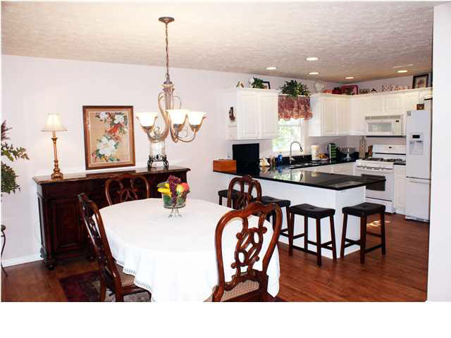 3811 Collingswood Dr, Evansville, IN 47725 photo 10