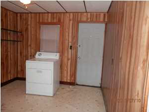 1114 N Chestnut St, Huntingburg, IN 47542 photo 10