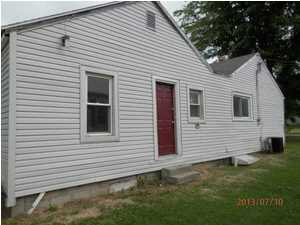 1114 N Chestnut St, Huntingburg, IN 47542 photo 1