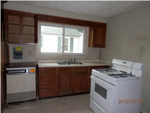 1114 N Chestnut St, Huntingburg, IN 47542 photo 3