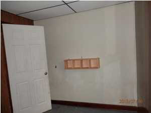 1114 N Chestnut St, Huntingburg, IN 47542 photo 7