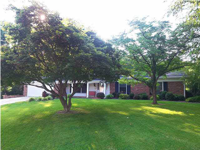 7309 Greenbriar Dr, Evansville, IN 47710 photo 1