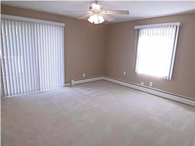7309 Greenbriar Dr, Evansville, IN 47710 photo 10