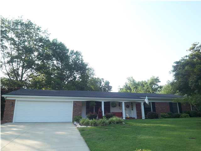 7309 Greenbriar Dr, Evansville, IN 47710 photo 2