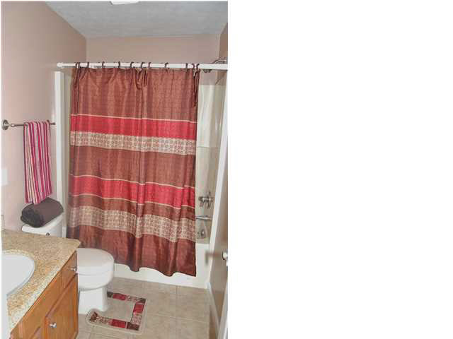 401 W Pinewood Ct, Huntingburg, IN 47542 photo 10