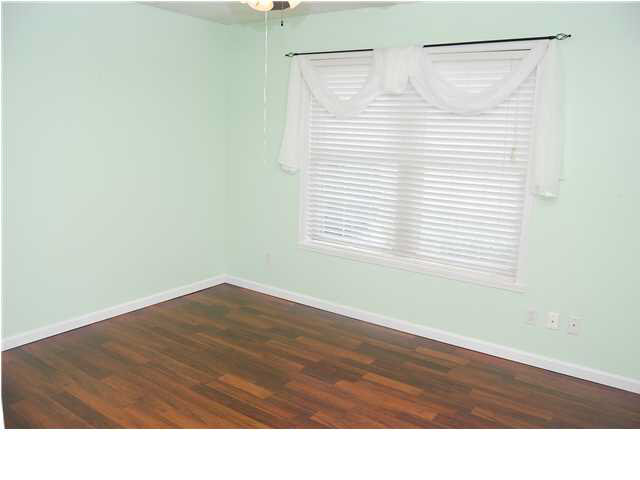 401 W Pinewood Ct, Huntingburg, IN 47542 photo 8