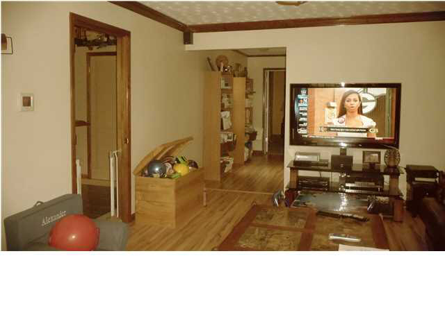 716 W 250 S, Washington, IN 47501 photo 9