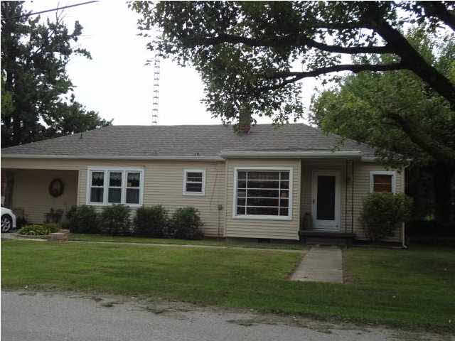 12275 E Harrison St, Oakland City, IN 47660 photo 1