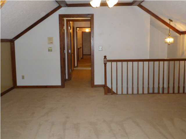 2833 Oak View Ct, Evansville, IN 47711 photo 18