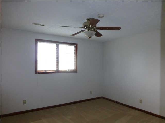 2833 Oak View Ct, Evansville, IN 47711 photo 14