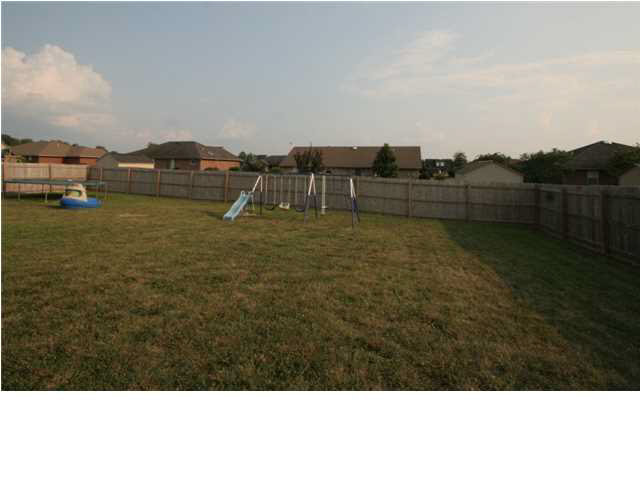 1747 White Oak Dr, Jasper, IN 47546 photo 4