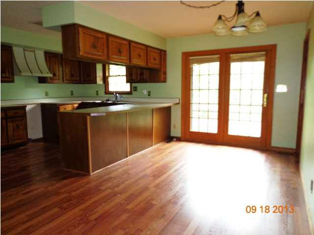 6504 Kembell Dr, Evansville, IN 47710 photo 6