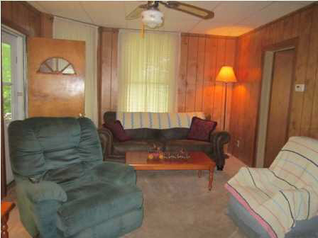 1408 E Walnut St, Petersburg, IN 47567 photo 4
