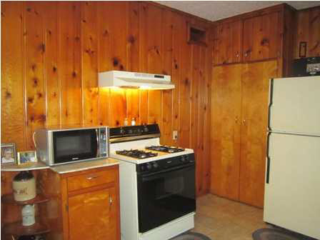 1408 E Walnut St, Petersburg, IN 47567 photo 2