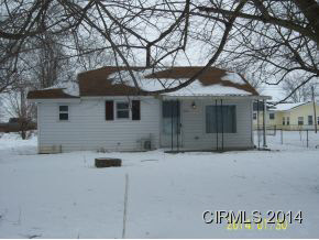 801 S Barclay St, Fairmount, IN 46928 photo 1