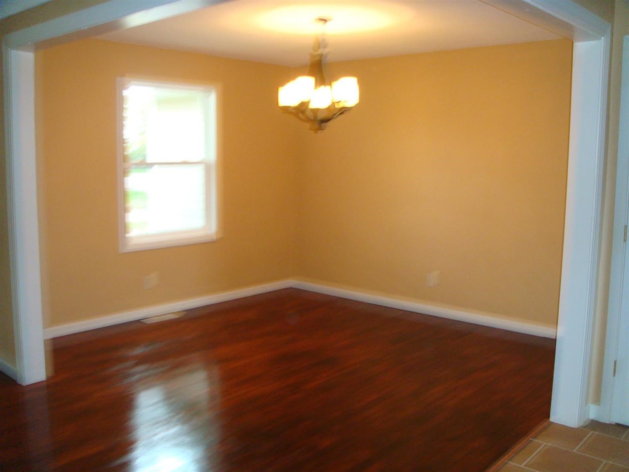 831 W 400 S, Kokomo, IN 46902 photo 2