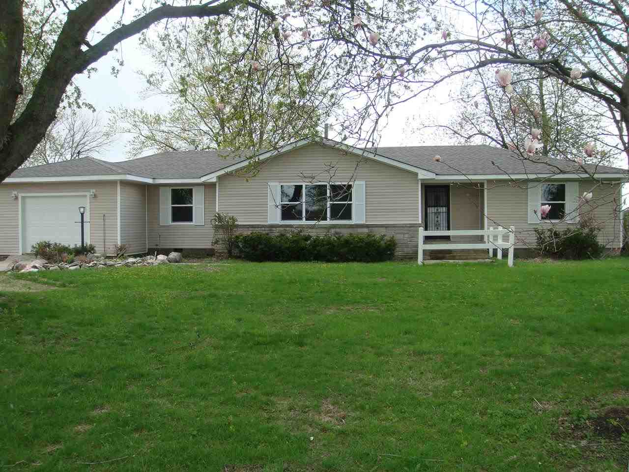 831 W 400 S, Kokomo, IN 46902 photo 1