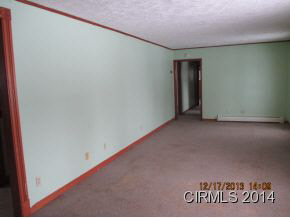 113 Bowen, Windfall, IN 46076 photo 4