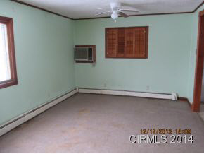 113 Bowen, Windfall, IN 46076 photo 3