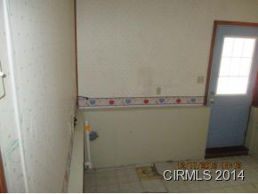113 Bowen, Windfall, IN 46076 photo 12