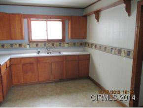 113 Bowen, Windfall, IN 46076 photo 10