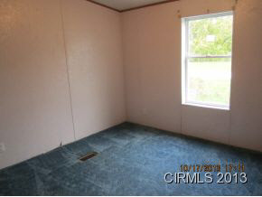 104 Wildcat Dr, Windfall, IN 46076 photo 7