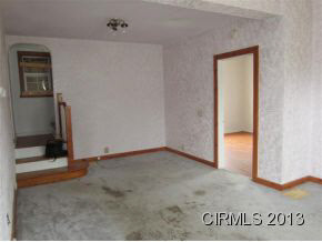 1924 S Gallatin St, Marion, IN 46952 photo 6