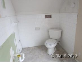 1924 S Gallatin St, Marion, IN 46952 photo 9