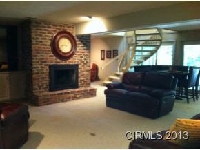 3292 Woodhaven Trl, Kokomo, IN 46902 photo 2