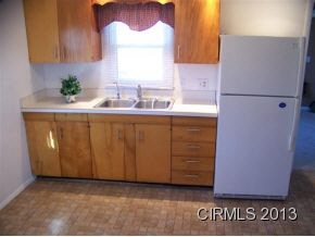 522 W 10th St, Jonesboro, IN 46938 photo 3