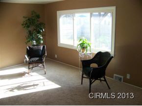 522 W 10th St, Jonesboro, IN 46938 photo 5